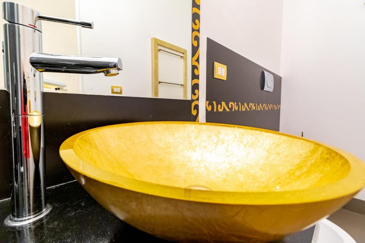 Pupi E Pupari Bed & Breakfast Catania Eksteriør bilde