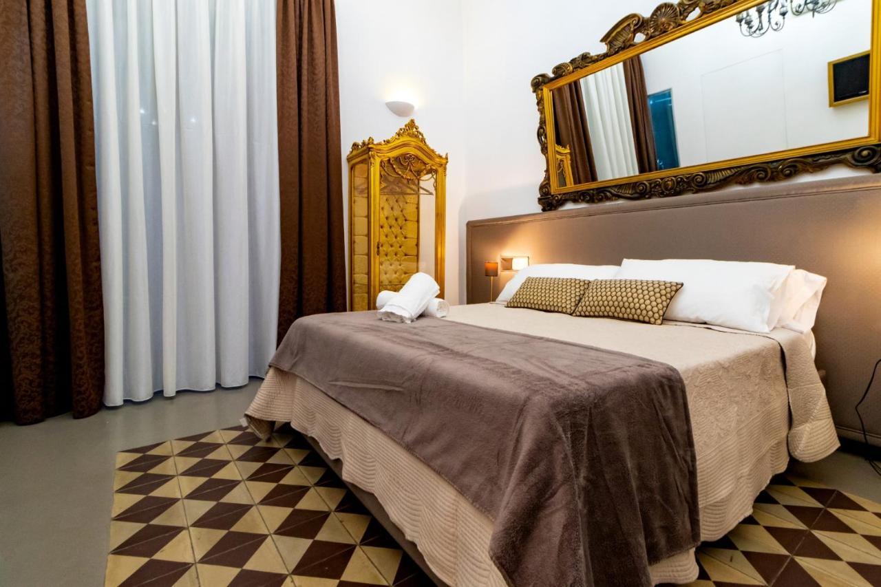 Pupi E Pupari Bed & Breakfast Catania Eksteriør bilde
