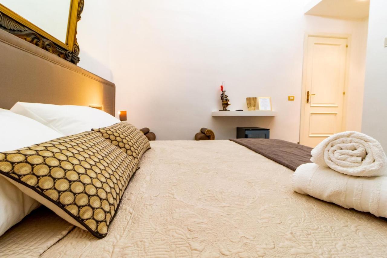 Pupi E Pupari Bed & Breakfast Catania Eksteriør bilde